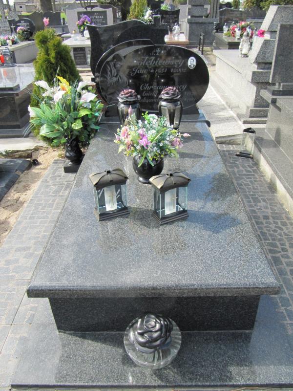 Grób Jan Gołębiewski