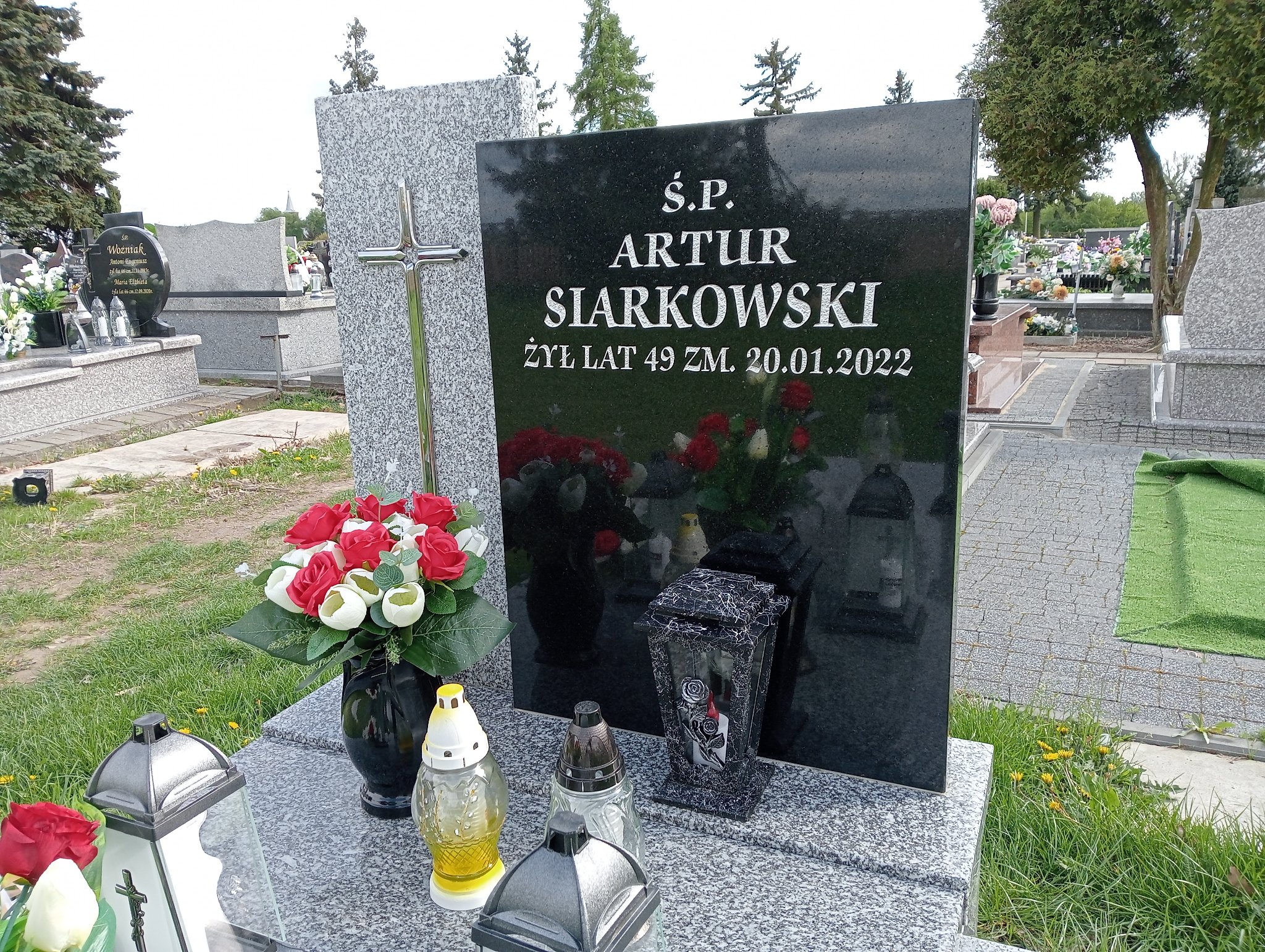Artur Siarkowski 1972 Stara Biała - Grobonet - Wyszukiwarka osób pochowanych